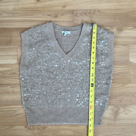 Madewell Sequin-Embellished Sweater Vest - Picture 6 of 16